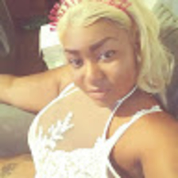 Meet your Posher, Coco - Picture 1 of 1